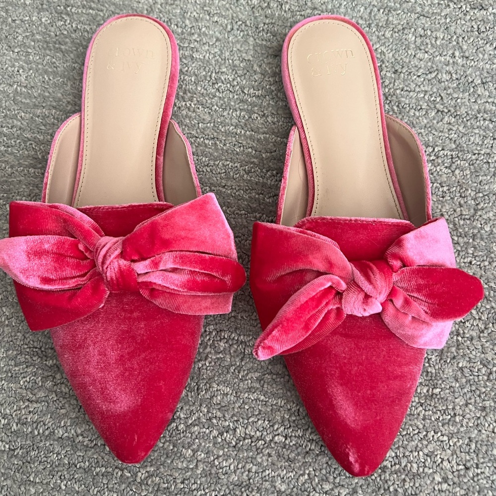 Women's Pink Velvet Mules Crown & Ivy